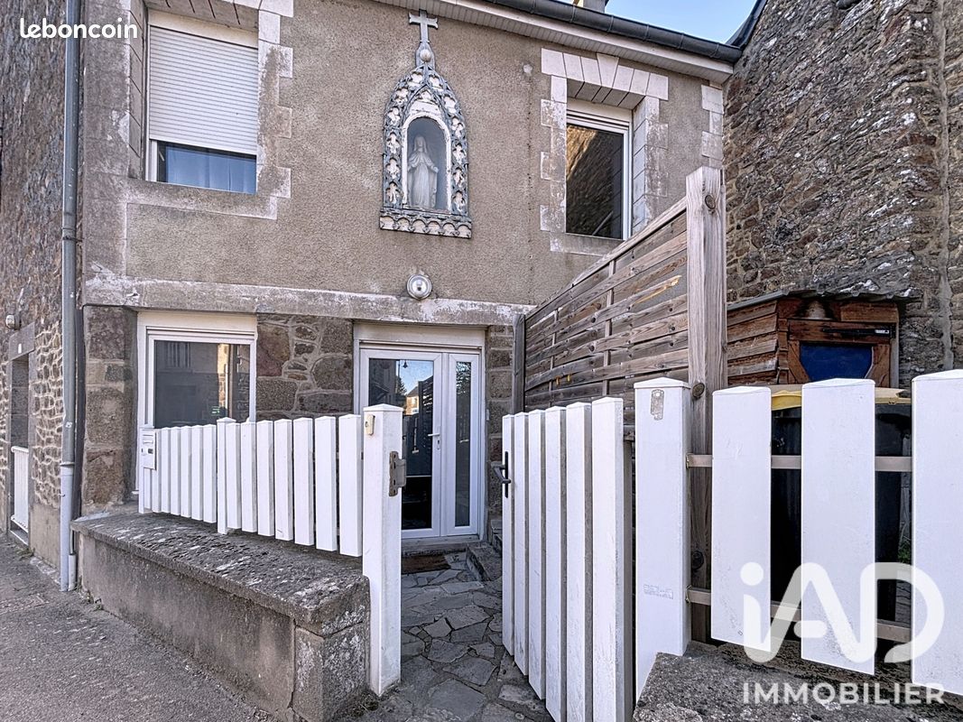 Maison 5 pièces 106 m² · à La Chapelle-aux-Filtzméens · 106 m² · 75 000 €