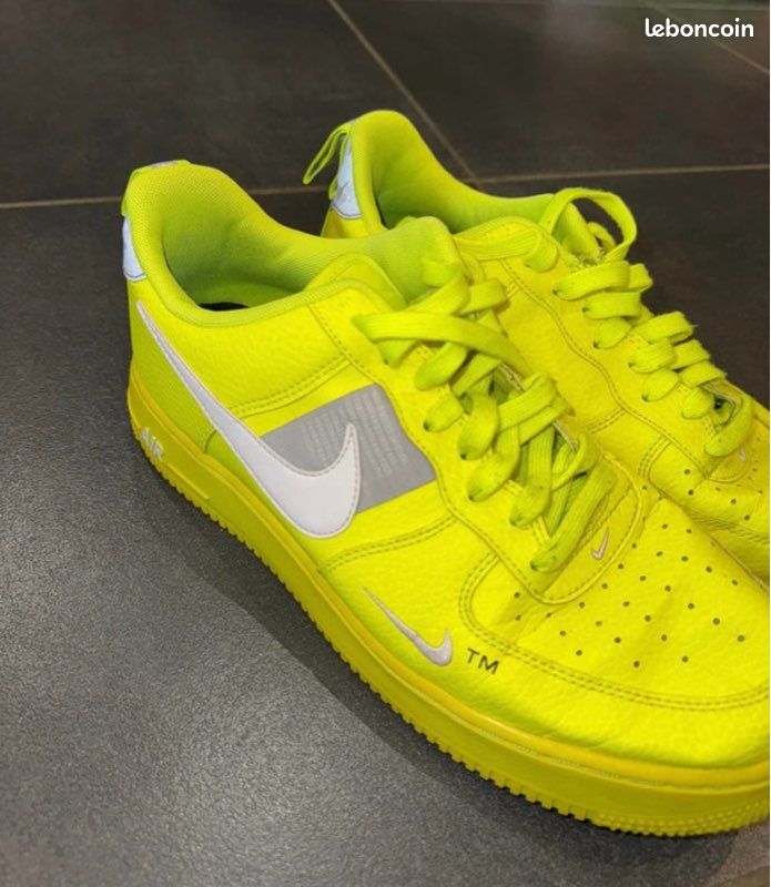 Basket Nike Air force one LV8 utility Chaussures