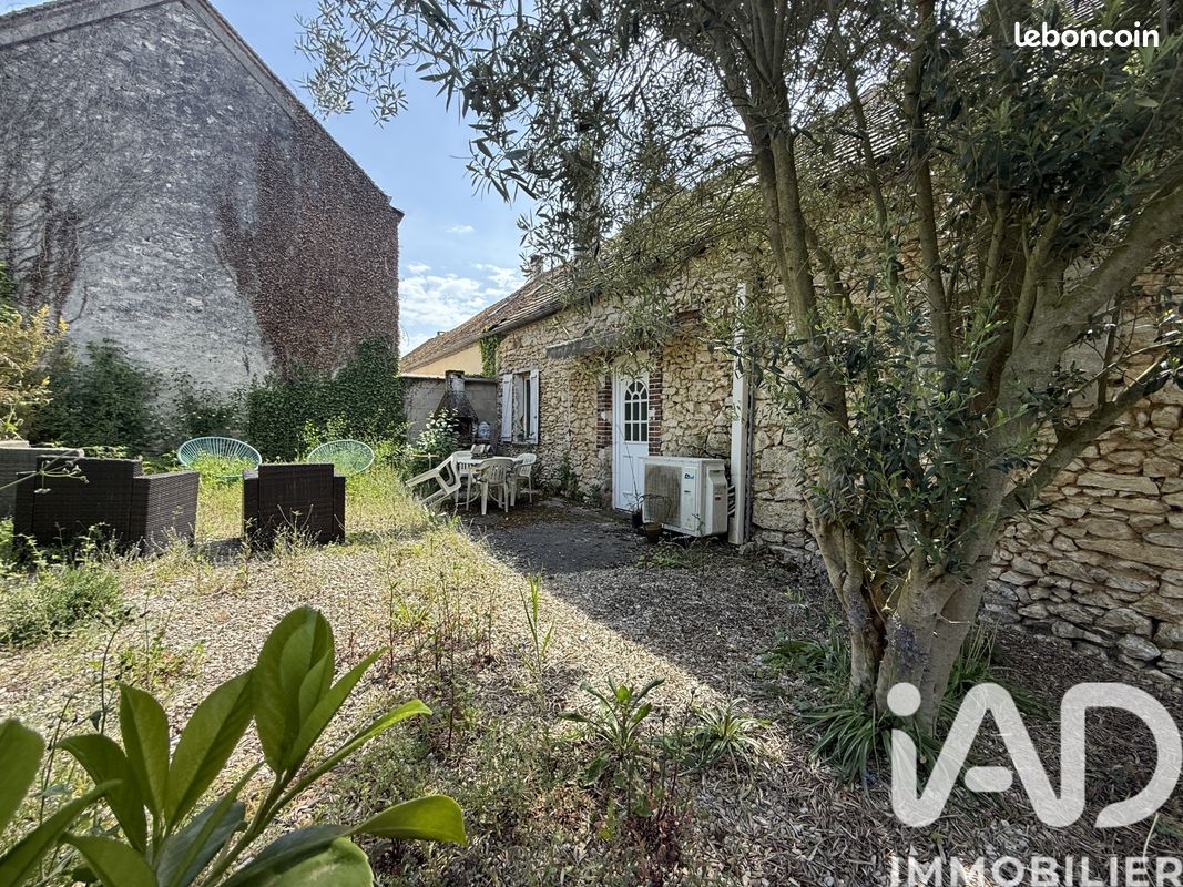 Maison 4 pièces 107 m² · à Everly · 107 m² · 134 000 €