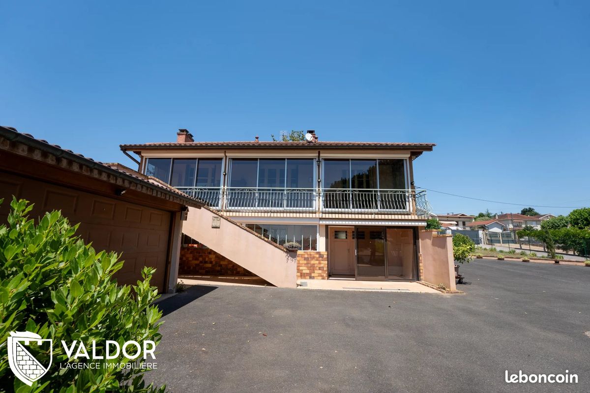 Maison 5 pièces 155 m² · à Montmerle-sur-Saône · 155 m² · 349 000 €