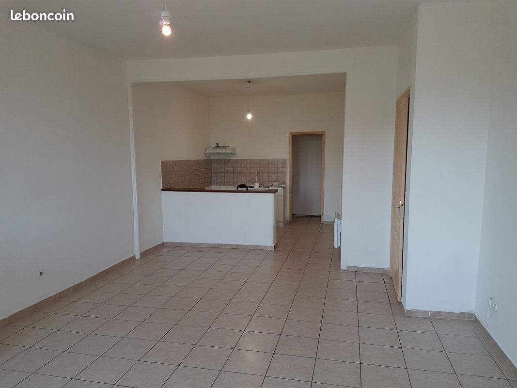 Appartement 3 pièces 80 m² · à Alès · 80 m² · 580 €