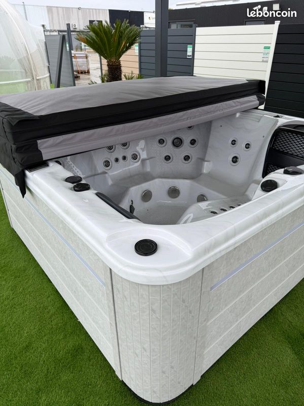 🌿 SPA Jacuzzi 6 Places Jardin (image 1)