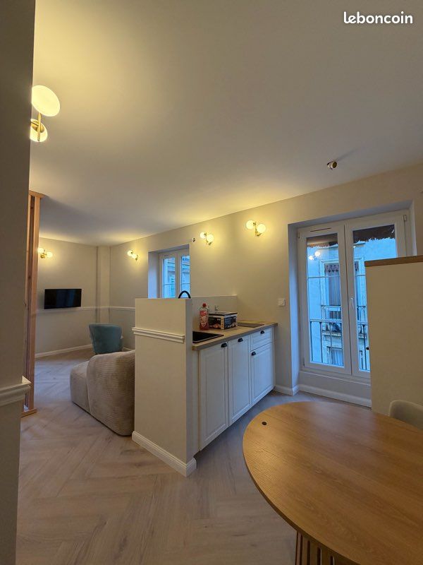 Appartement 1 pièce 27 m² · à Grenoble · 27 m² · 720 €/mois
