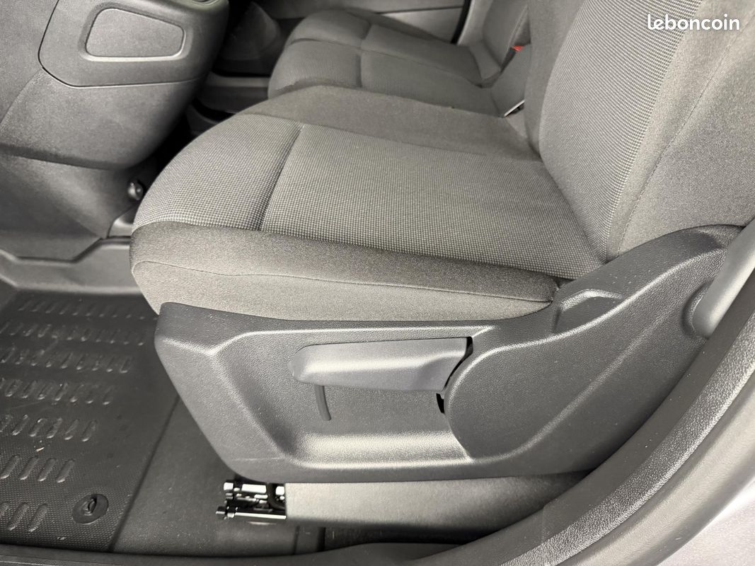 PEUGEOT PARTNER M 650KG 1.5 BlueHDi 130 Pack Premium Connect (image 46)