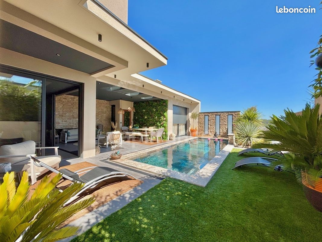 Maison 6 pièces 180 m² · à Saint-Gély-du-Fesc · 180 m² · 910 000 €