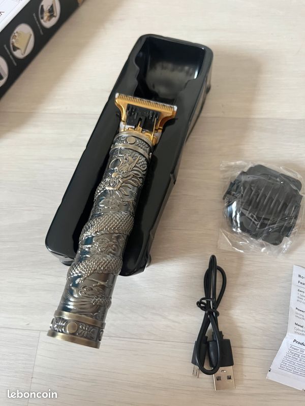 Tondeuse Cheveux et Barbe Vintage T9 - Neuve avec Accessoires (image 1)