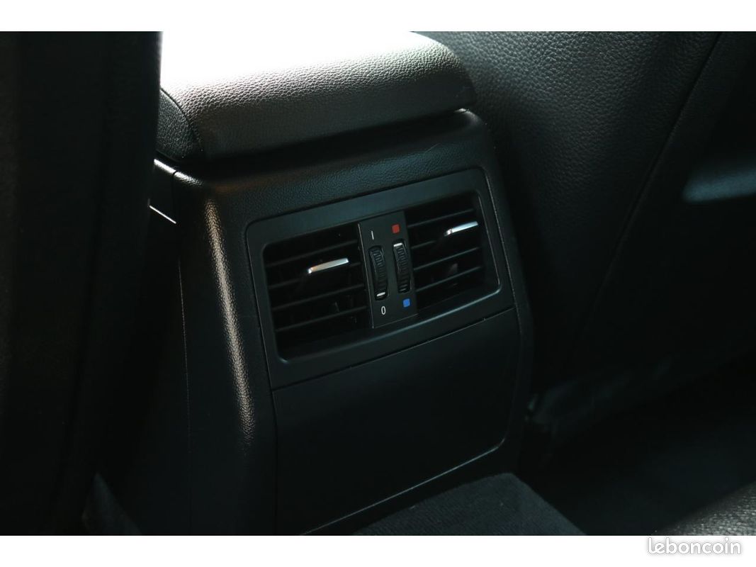 BMW SERIE 3 TOURING Touring 320d 184 ch edition (image 26)