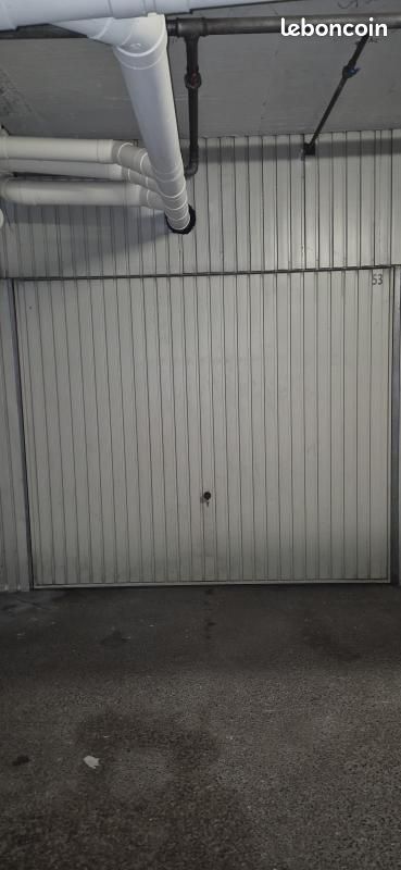 Parking 15 m² · à Besançon · 15 m² · 89 €/mois