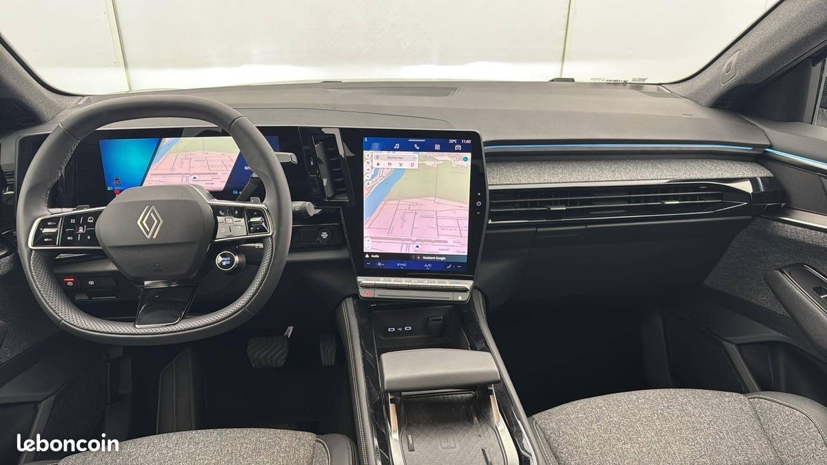 RENAULT Espace full hybrid E-Tech 200 ch 5pl Techno (image 13)