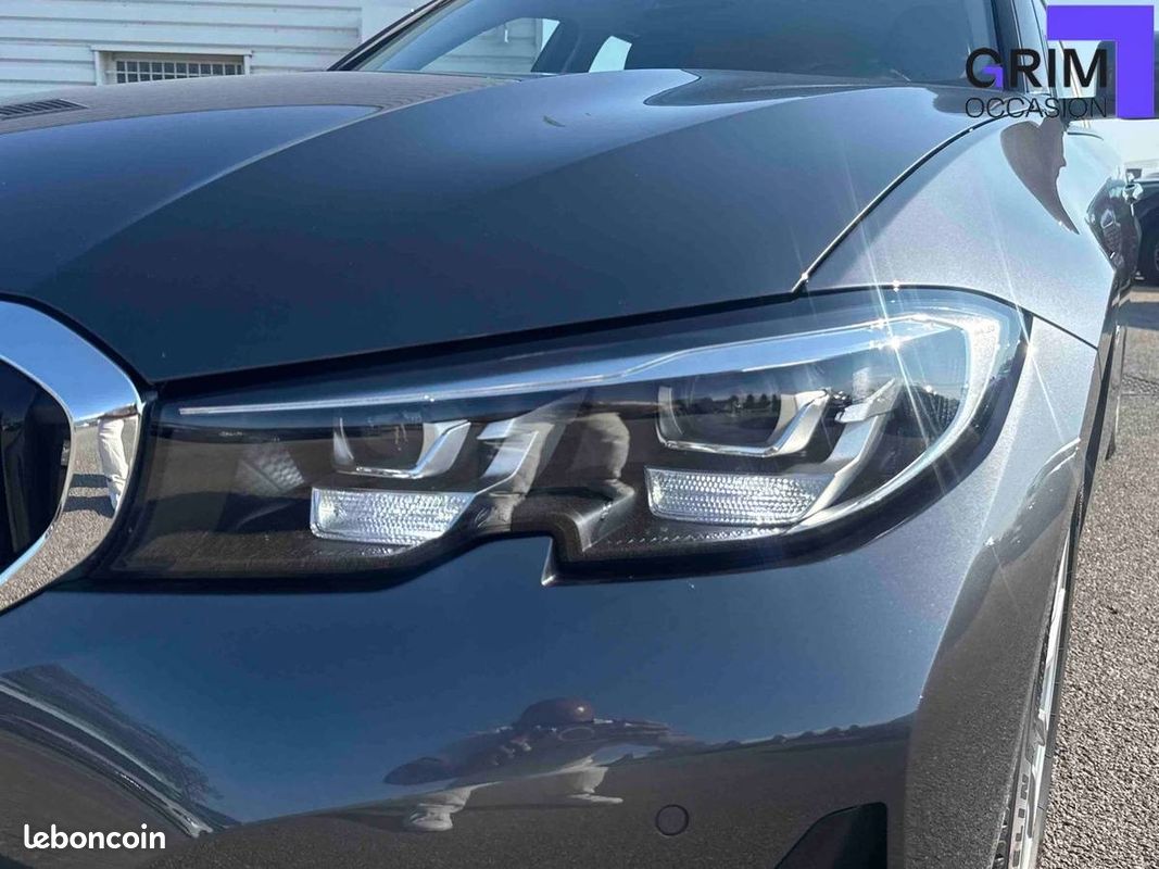 BMW Touring 320e xDrive 204 ch BVA8 Lounge (image 17)