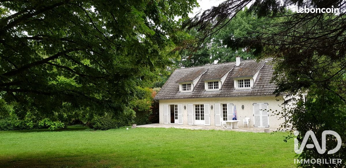 Maison 7 pièces 171 m² · à Triguères · 171 m² · 312 000 €