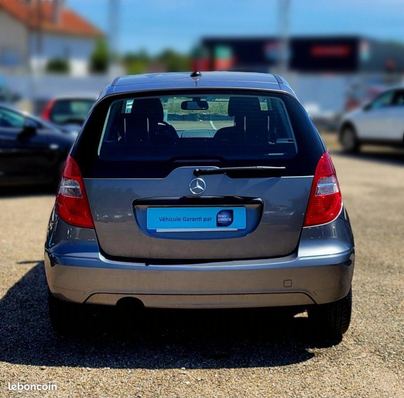 Mercedes benz classe a 180 cdi 2010 (image 7)