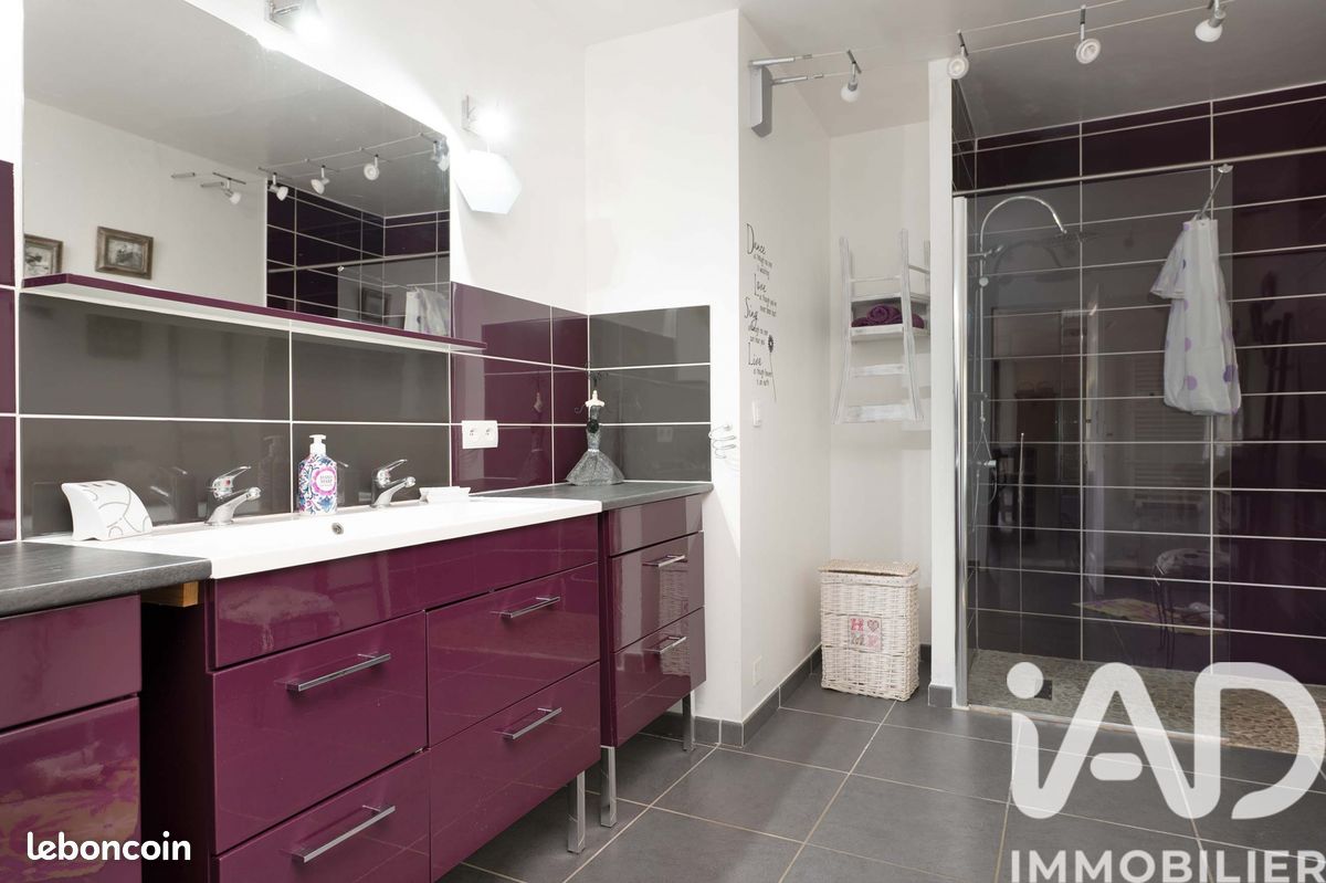 Propriété 8 pièces 387 m² (image 18)