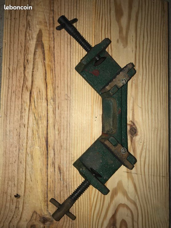Presse équerre (image 1)