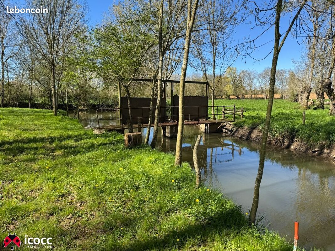 Terrain 3 255 m² Thire · à Thiré · 35 000 €