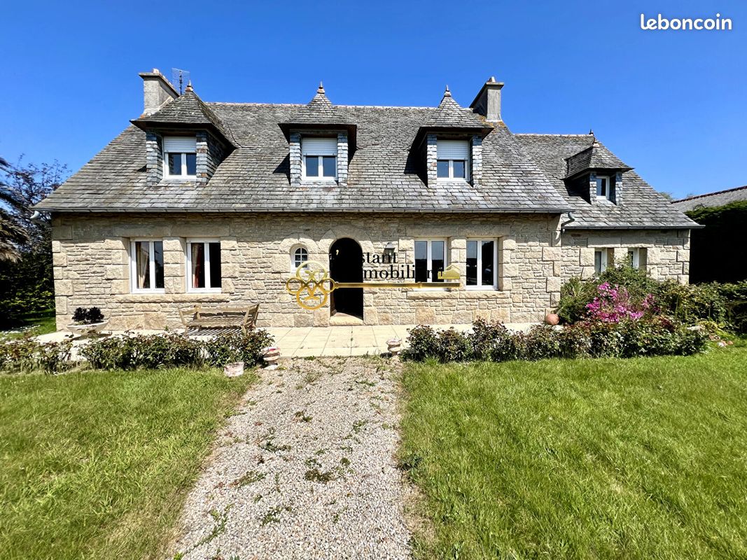 Maison 6 pièces 146 m² · à Saint-Pol-de-Léon · 146 m² · 327 825 €