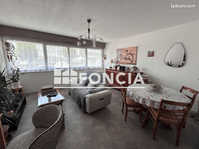 Appartement 3 pièces 75 m² · à La Roche-sur-Yon · 75 m² · 627 €