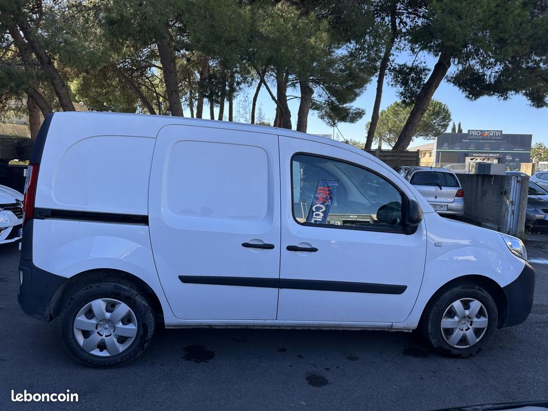 Renault kangoo fourgon 1.5 bluedci 95 extra rlink (image 14)