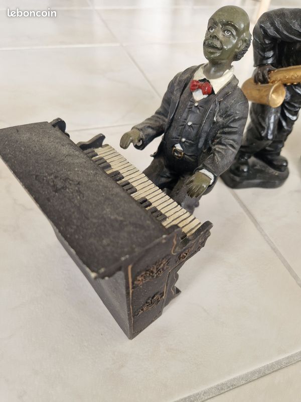 Figurines Jazz En Plâtre - Occasion En Bon état Général, Idéales Pour Les Amateurs De Musique