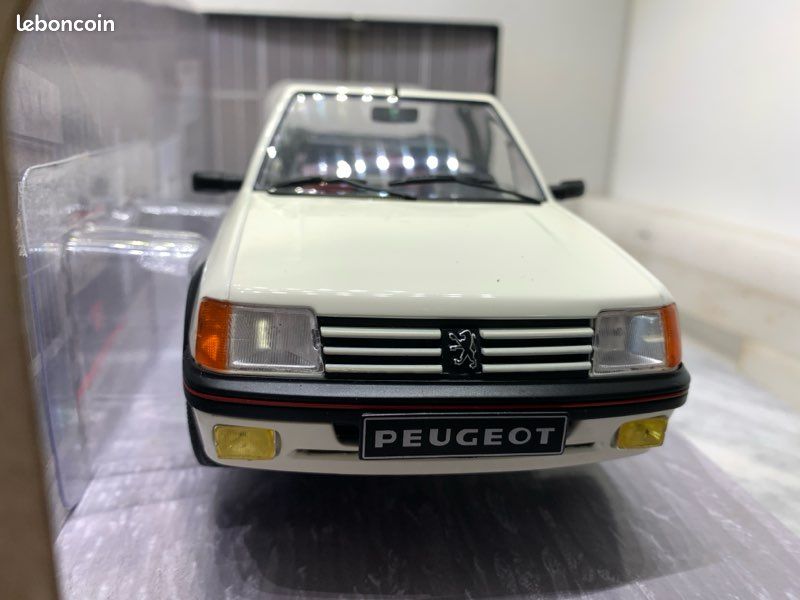 Solido 1:43 Peugeot 205 Dimma Année De Construction 1989 Gris Metallique S4310804