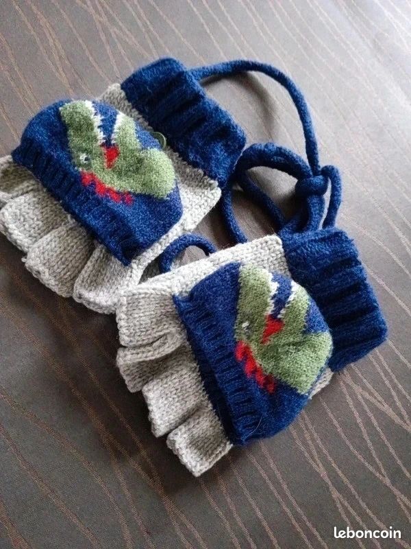 Jolie paire de gants mitaines tricot Dinosaure Sergent Major T 1 (image 5)