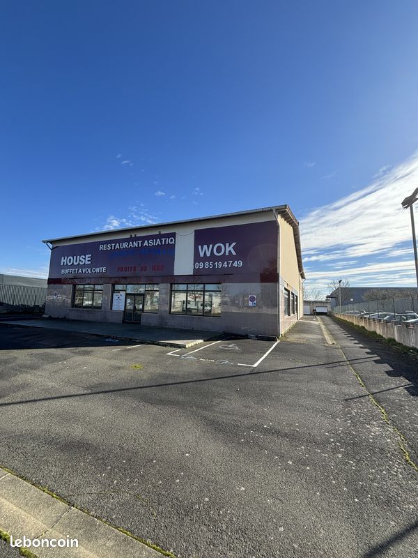 Local commercial 15 pièces 800 m² · à Gazeran · 800 m² · 1 100 000 €