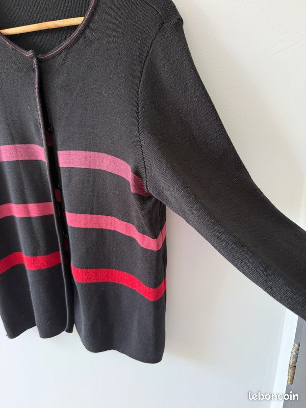 Gilet noir à rayures rose et rouge – taille XL (image 3)