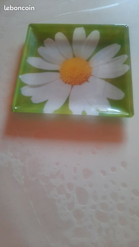 Petit plat en verre ref 27 (image 1)