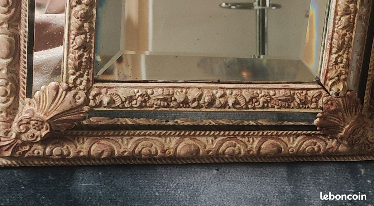 Miroir Biseauté à Parecloses style Napoléon III, à 5 glaces, XIXème. En laiton repoussé sur support en bois. Stylé Victorien/Baroque, Rocici, Shabby-chic - Dim 55 x 32,5 cm (image 16)