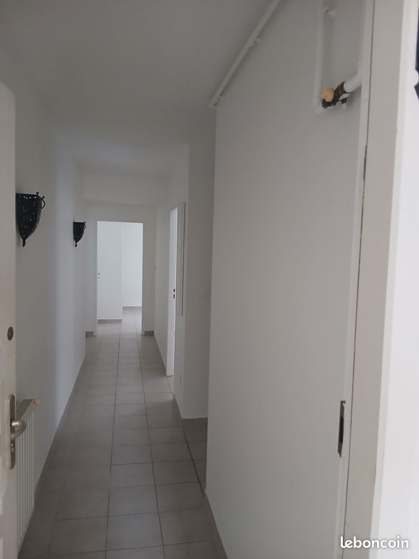 Appartement 3 pièces 72 m² · à Sainte-Colombe · 72 m² · 850 €/mois