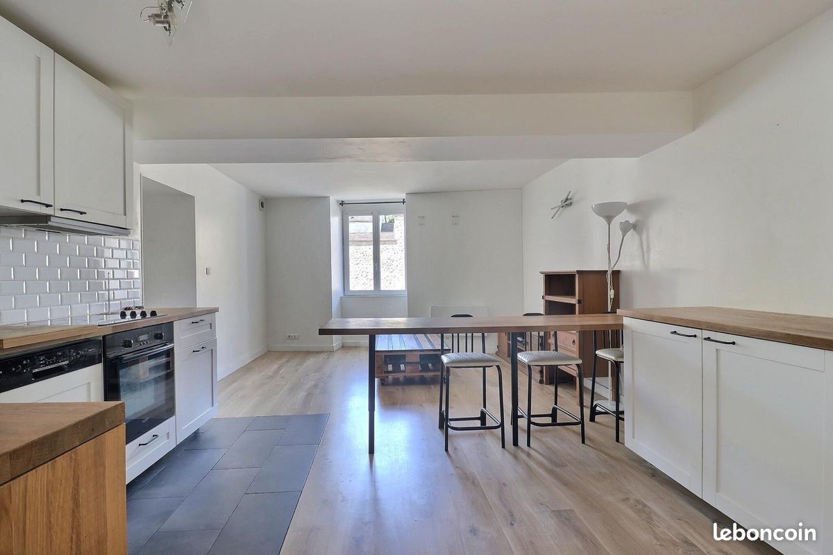 Appartement 2 pièces 48 m² · à Étampes · 48 m² · 114 000 €