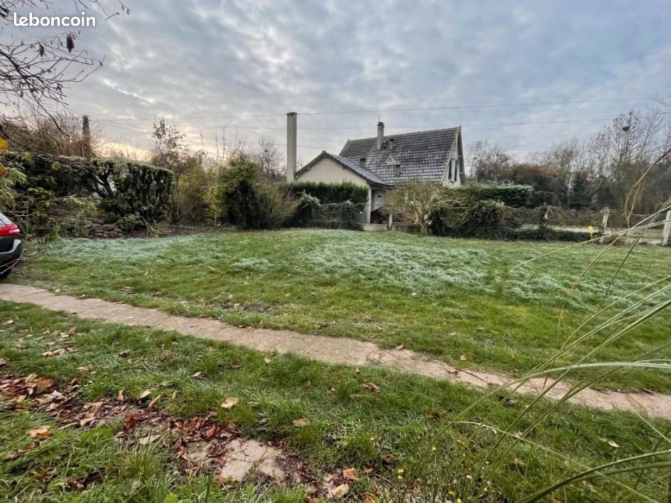 Terrain 226 m² · à Menucourt · 129 000 €