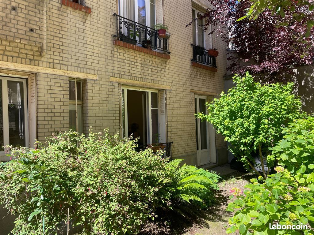 Appartement 2 pièces 33 m² · à Clamart · 33 m² · 210 000 €
