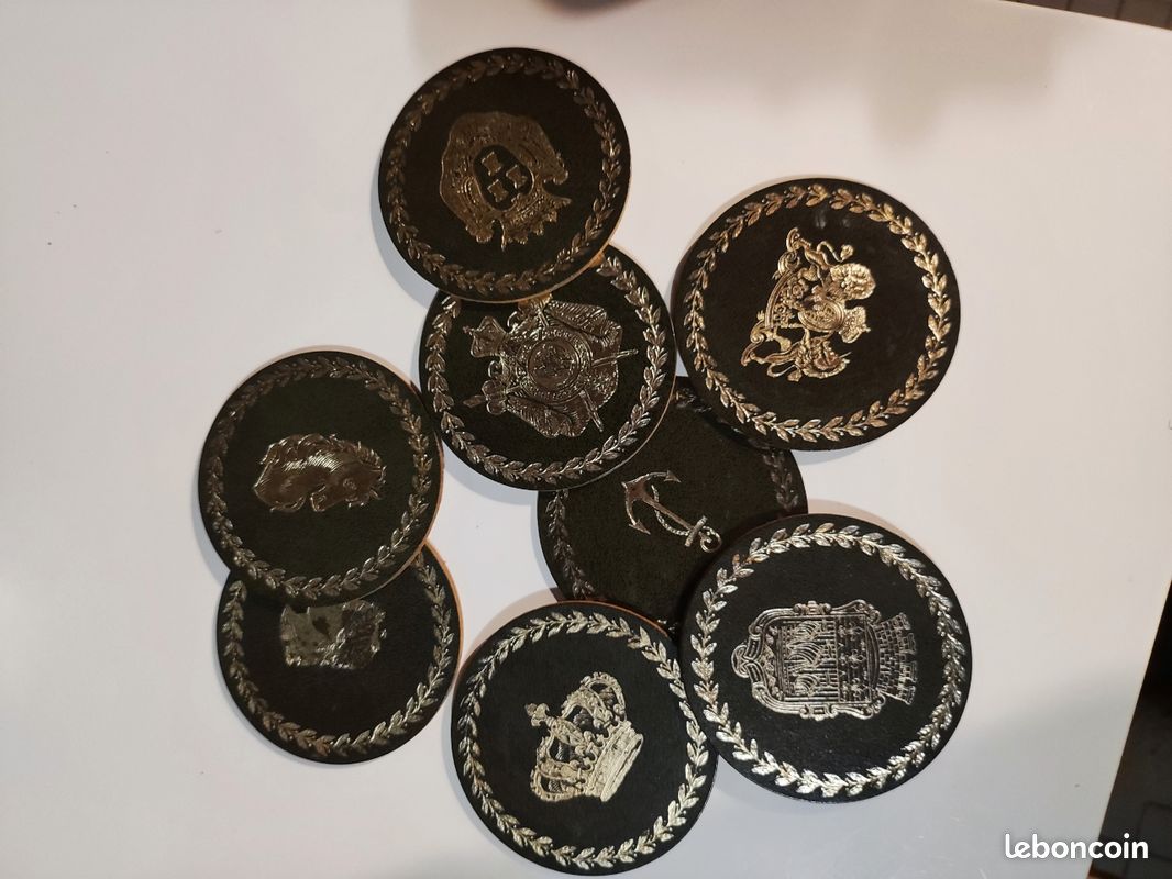 Coffret sous-verres en cuir (image 4)