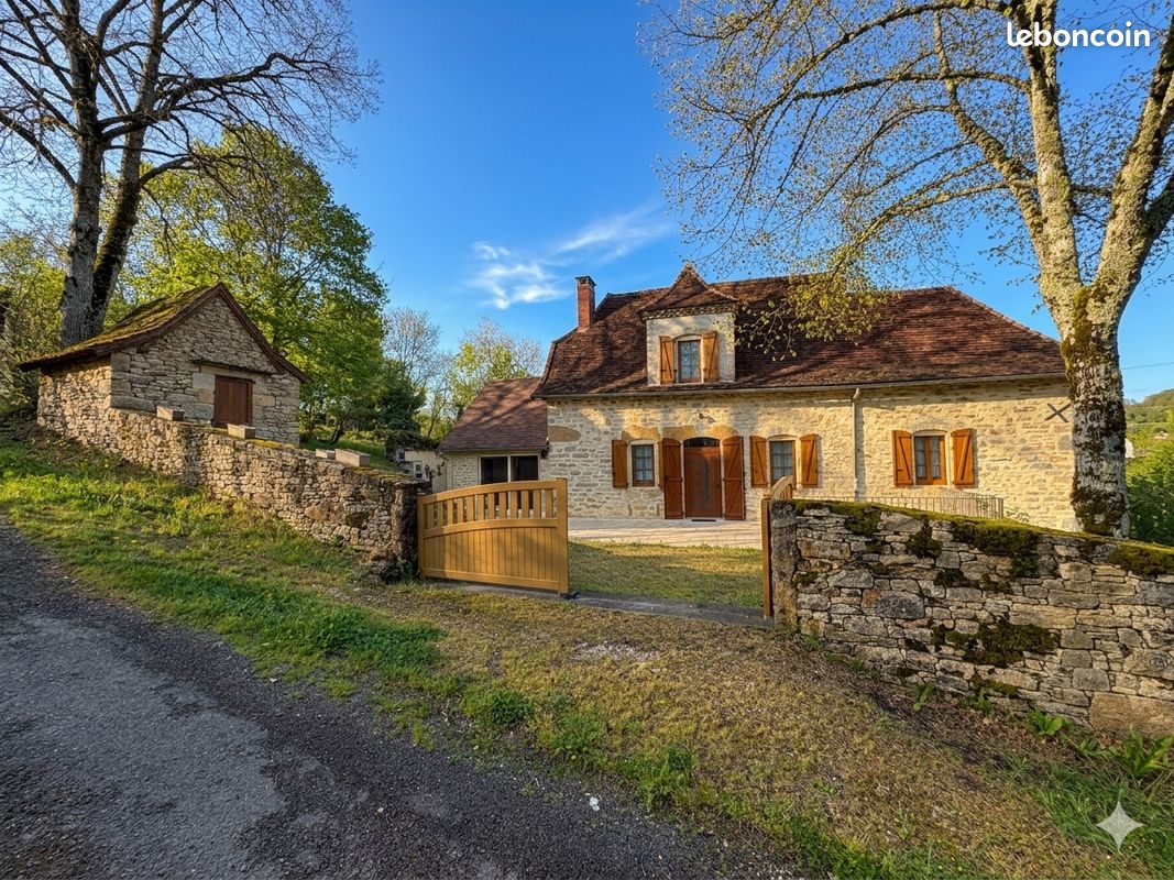 Maison 4 pièces 170 m² · à Lissac-Et-Mouret · 170 m² · 369 000 €