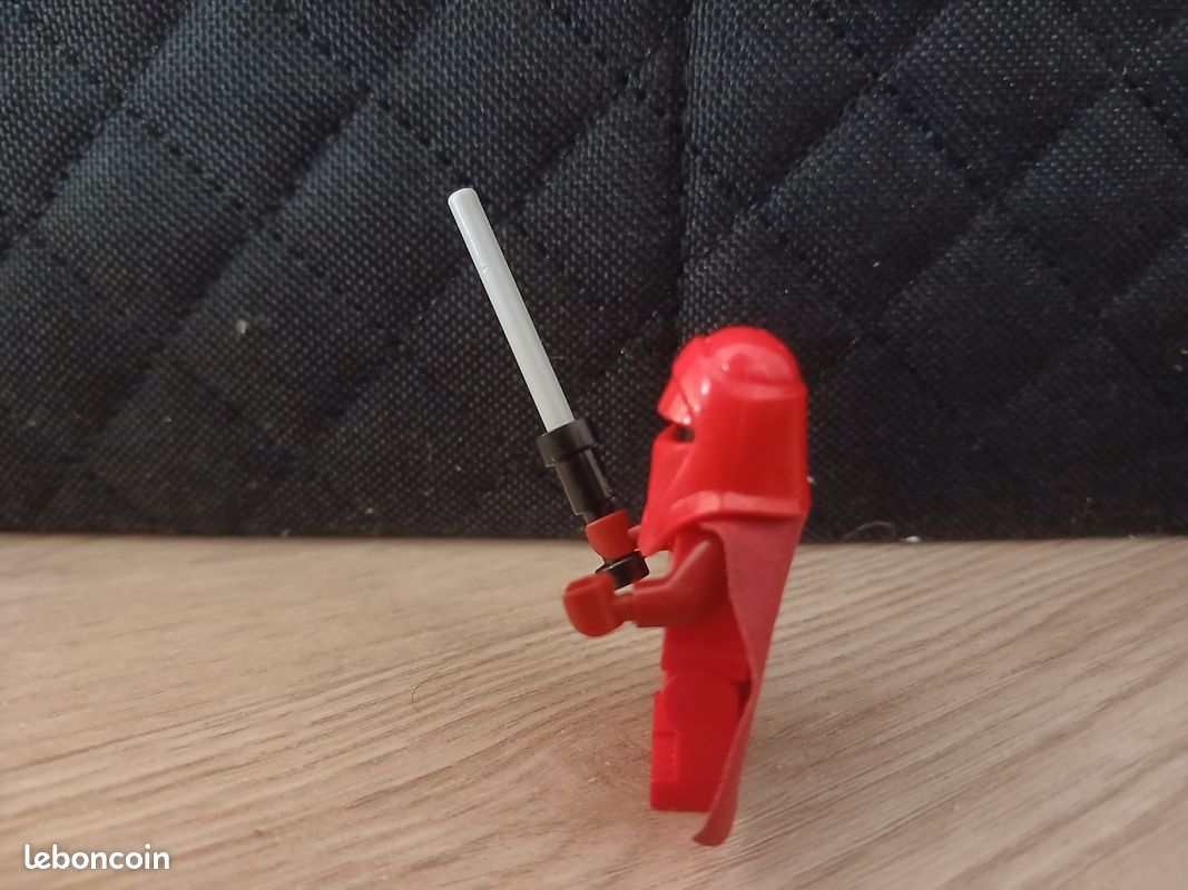 LEGO Star Wars – Imperial Royal Guard (Garde Royal) sw0521 (image 3)
