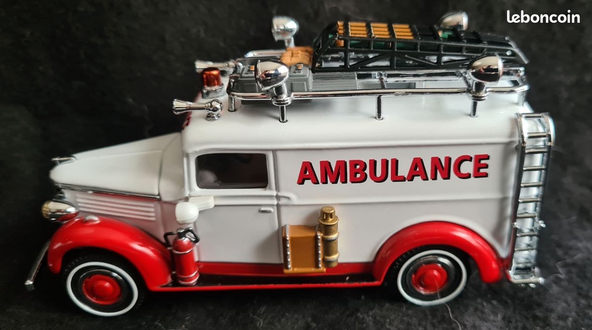 Matchbox YYM 35192 Ambulance GMC 1937 - Collection
