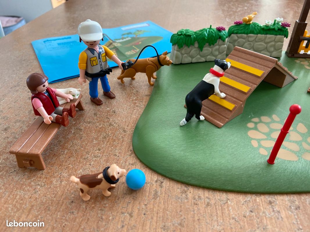 Playmobil Centre de dressage chiens 6145 (image 1)