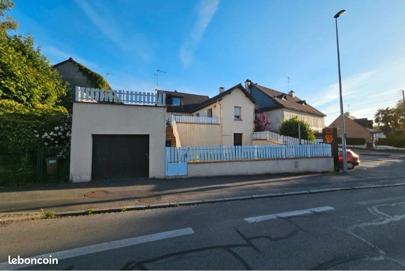 Maison 6 pièces 90 m² · à Fougères · 90 m² · 990 €/mois