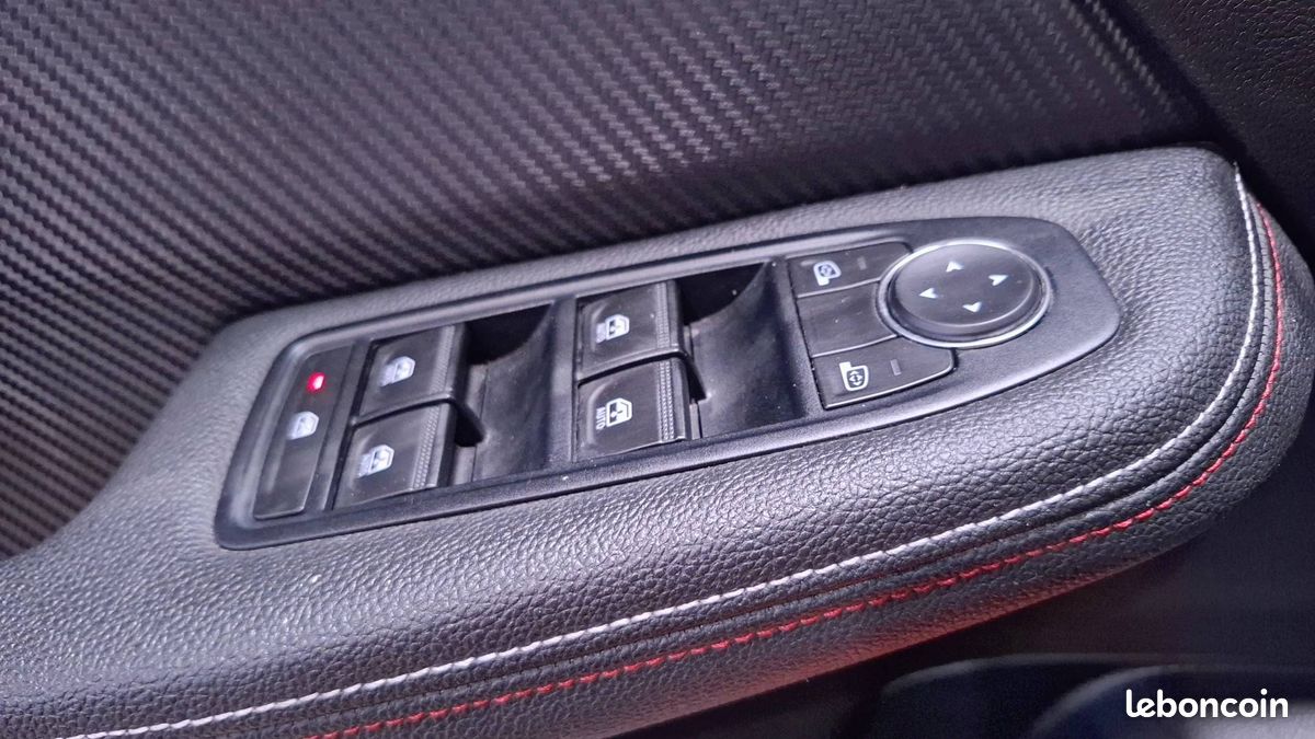 Renault clio e tech hybride 145 rs line (image 16)
