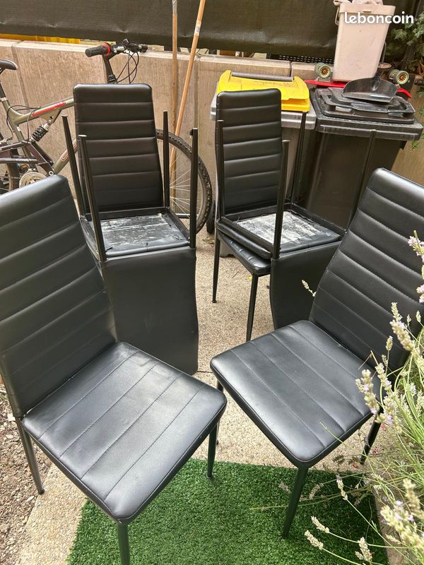 6 chaises noires (image 1)