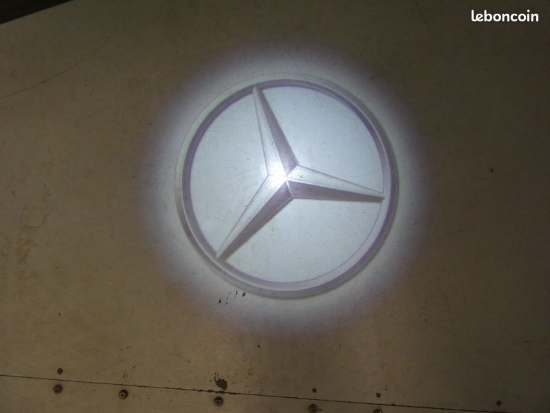 Mercedes GLB 200 d AMG Line (image 15)