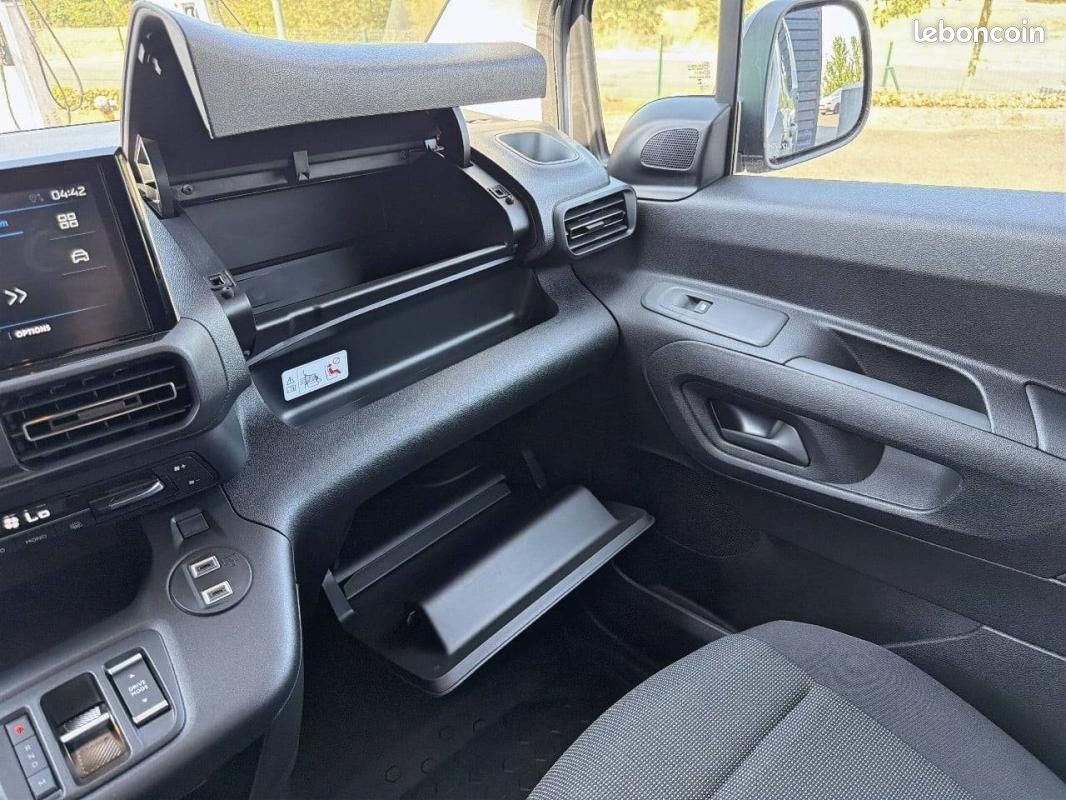 Peugeot Partner CABINE APPROFONDIE CA DIESEL 130 CH XL AUT (image 18)