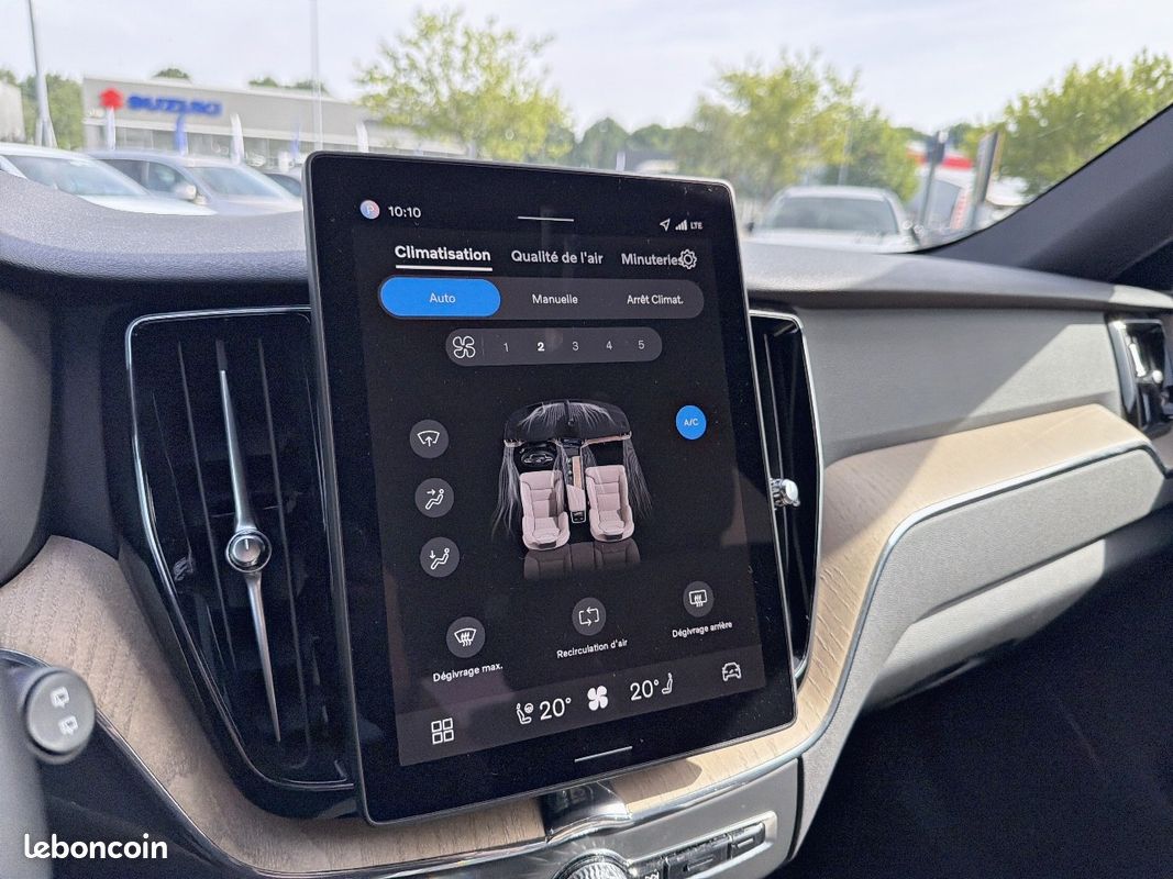 VOLVO XC60 T6 AWD Hybride rechargeable 253 ch+145 ch Geartronic 8 Plus Style Dark (image 33)