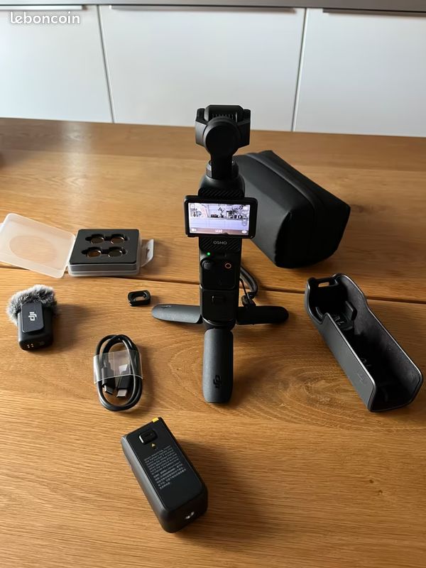DJI Pocket 3 Creator Combo avec un ensemble supplémentaire de filtres à densité neutre (image 1)
