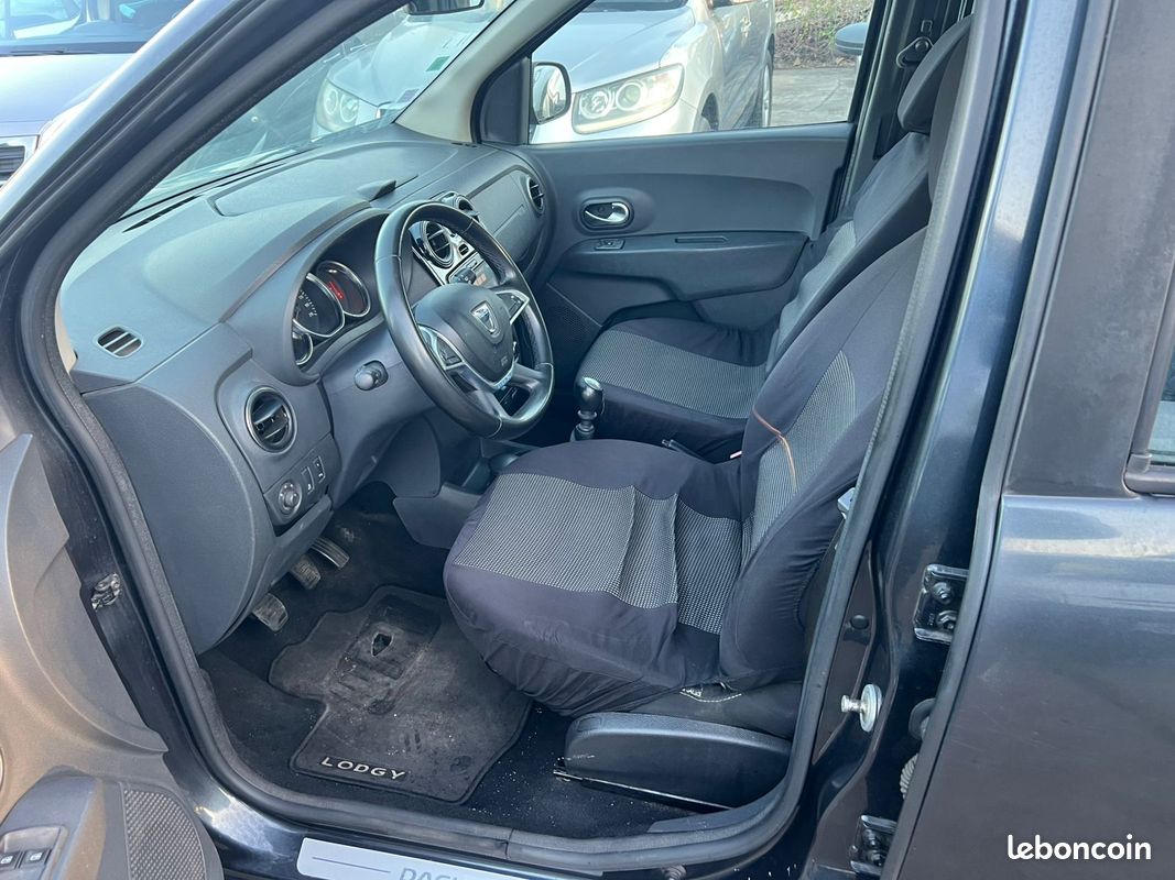 Dacia Lodgy Stepway 1,5L DCI 110Ch 7Pl (image 3)