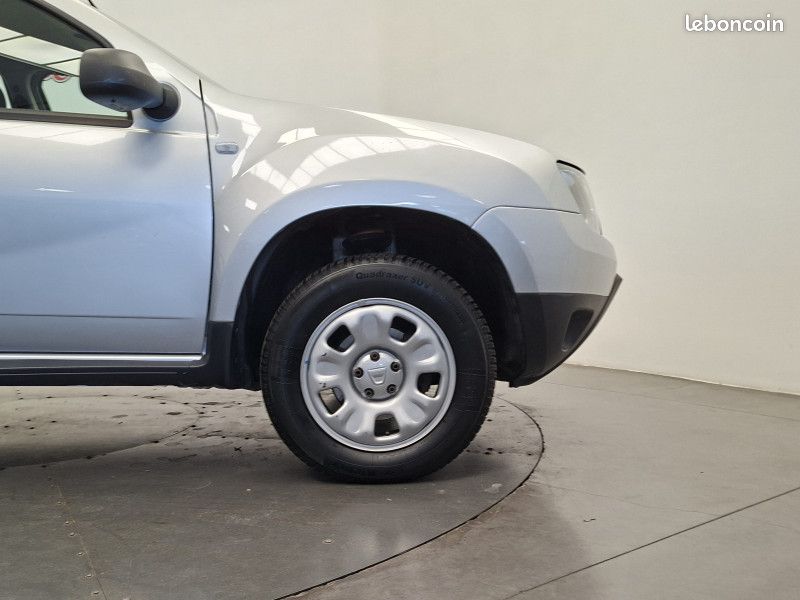 Dacia DUSTER 1.2 TCE 125 ch 4X4 4wd (image 9)