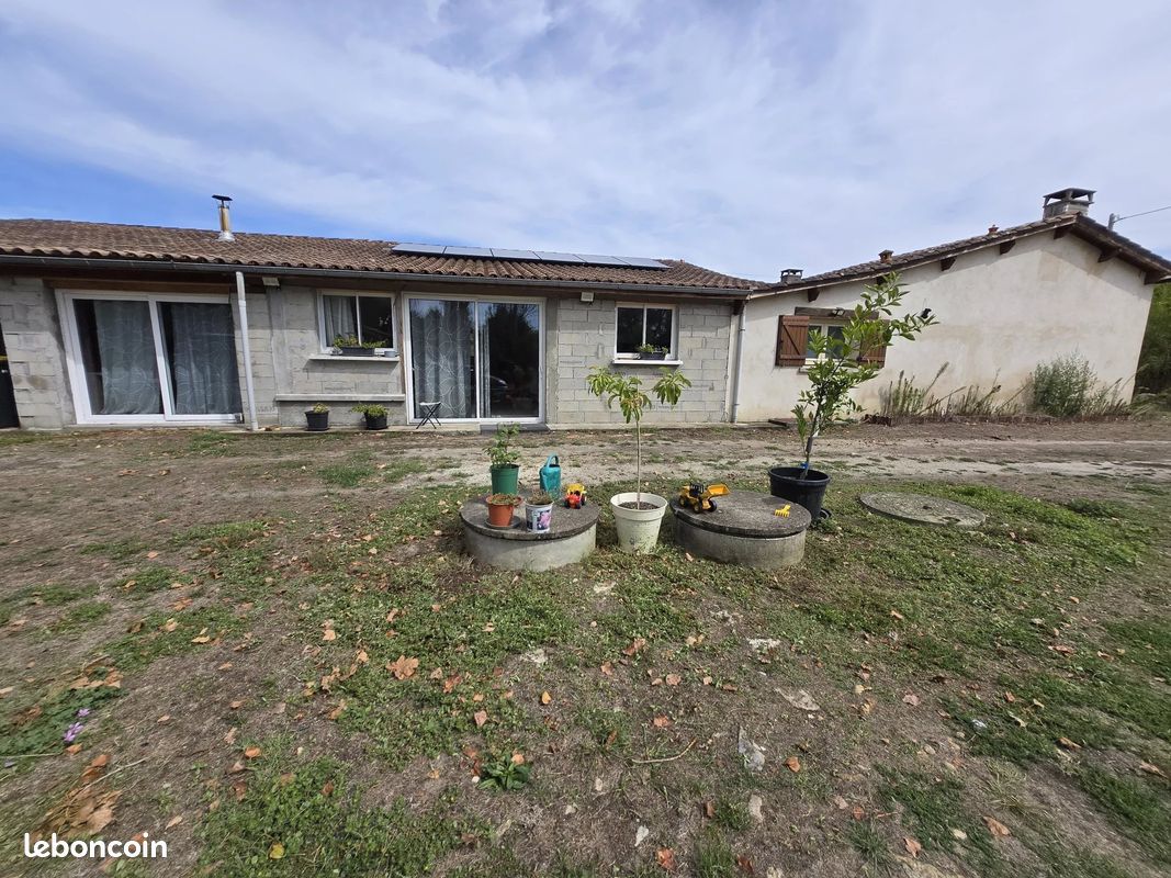 Maison 6 pièces 180 m² · à Cartelègue · 180 m² · 190 000 €