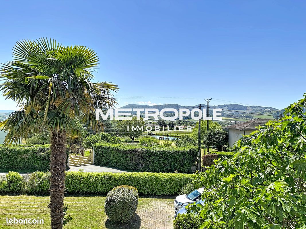 Maison 5 pièces 135 m² · à Vindry-sur-Turdine · 135 m² · 338 000 €