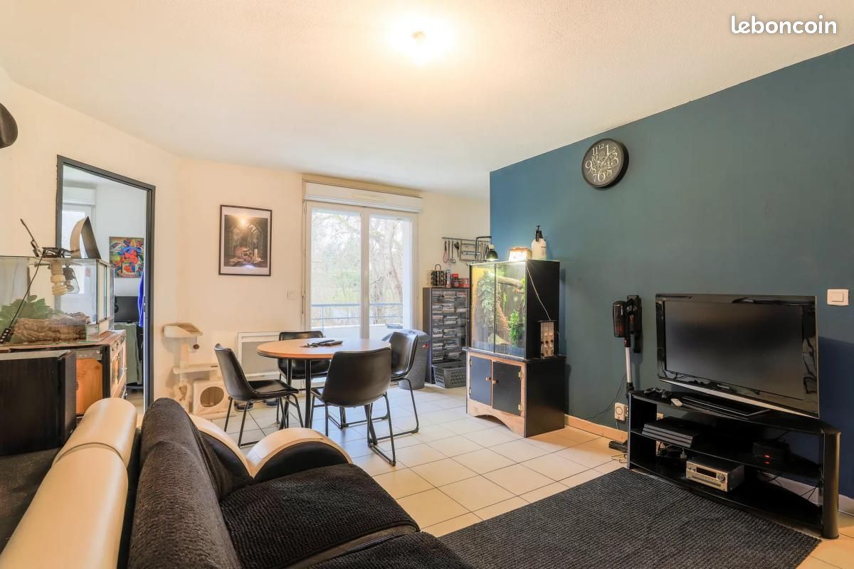 Appartement 3 pièces 53 m² · à Hénin-Beaumont · 53 m² · 77 000 €